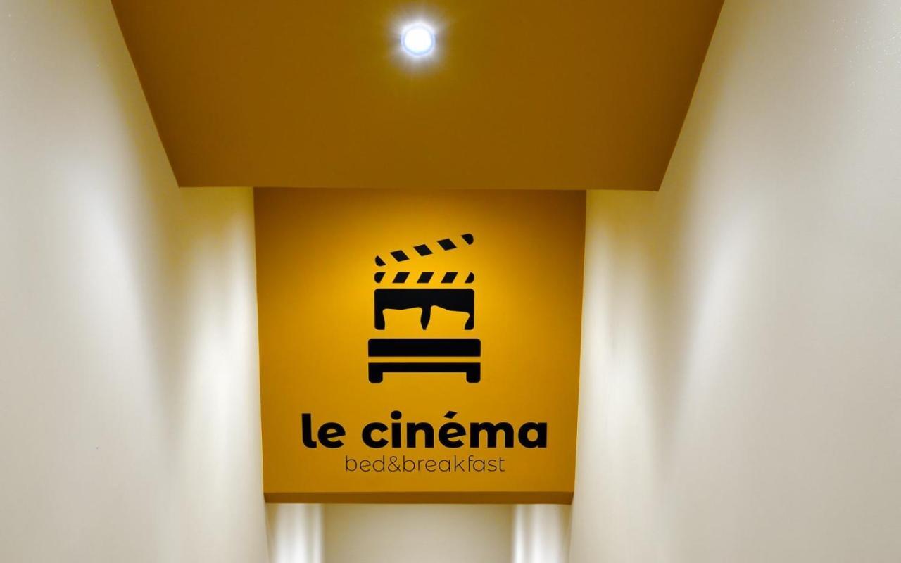 Bed and Breakfast Le Cinema Формия Экстерьер фото