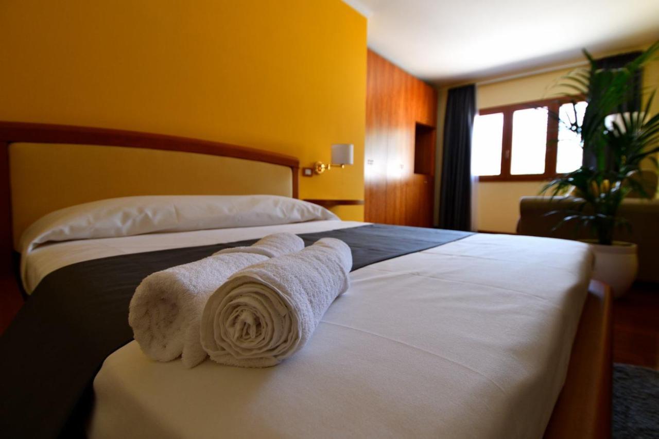 Bed and Breakfast Le Cinema Формия Экстерьер фото
